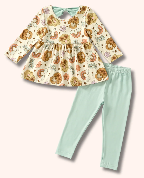Howl-O-Ween 2 piece.png